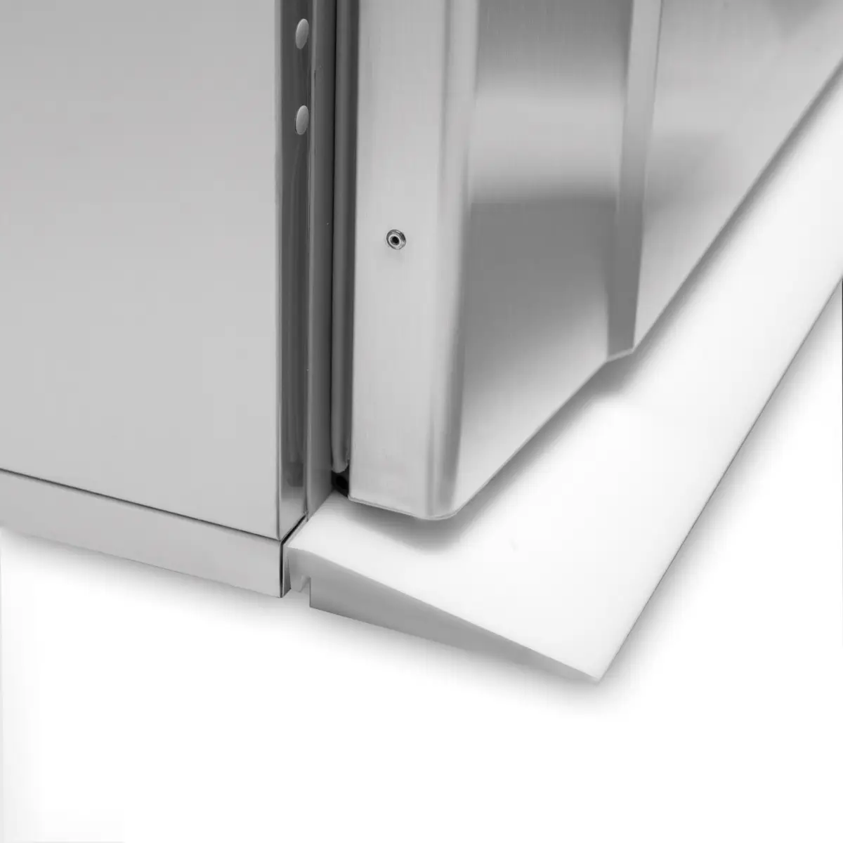 Hoshizaki K 1500 CSG Single Door Roll in Upright Refrigerator, 1422 Litres - Image 5