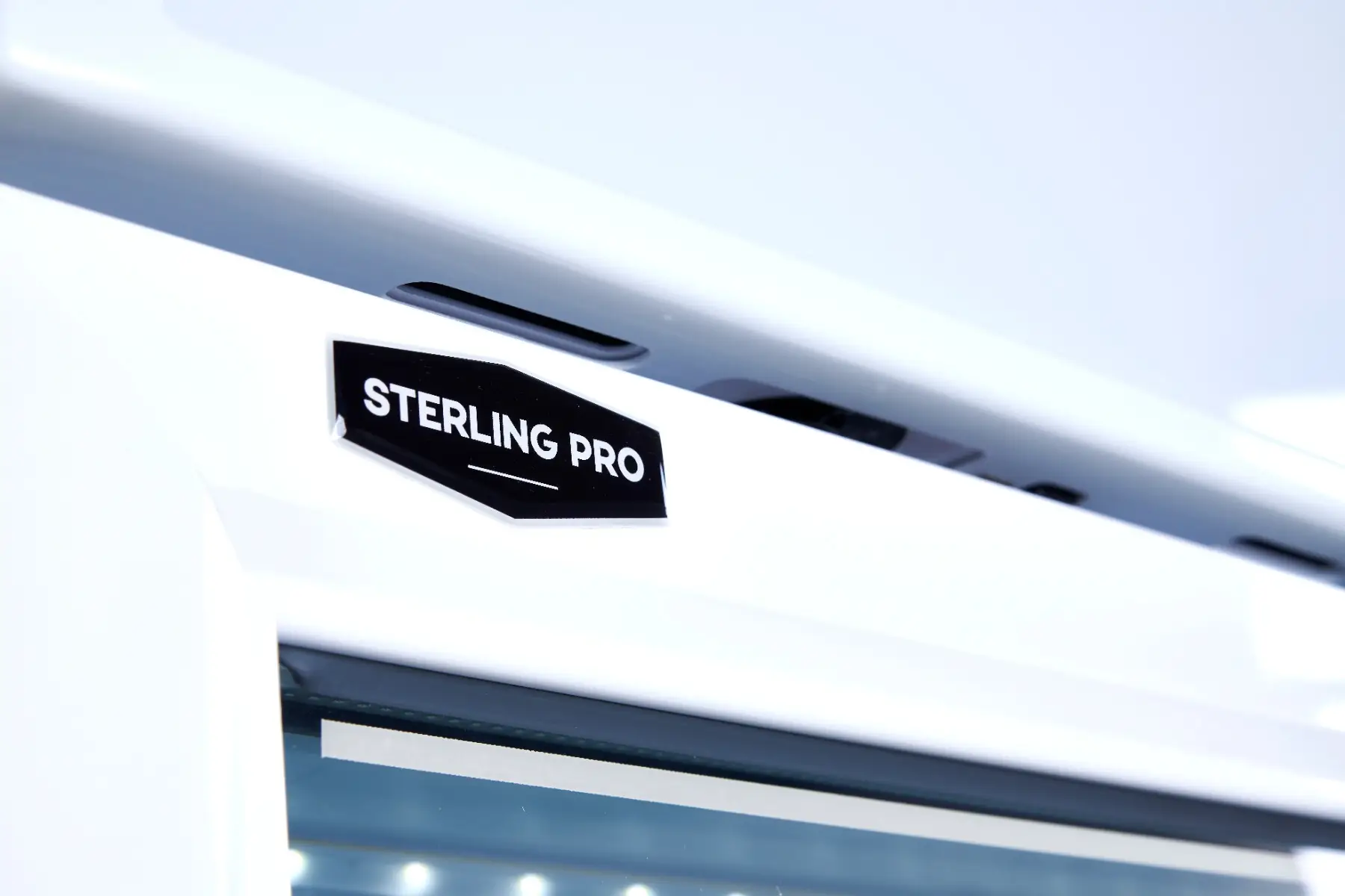 Sterling Pro Green BBVF372-HC Upright Glass Single Door Display Freezer, 382 Litres - Image 9