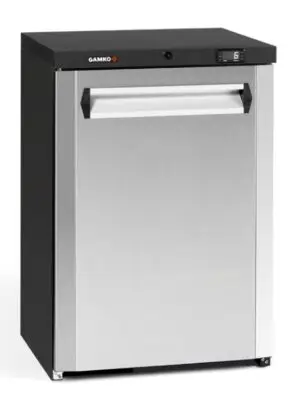 Gamko MG3/150RCS Maxiglass Right Hand Hinged Solid Single Door Undercounter Stainless Steel Bottle Cooler, 150 Litres