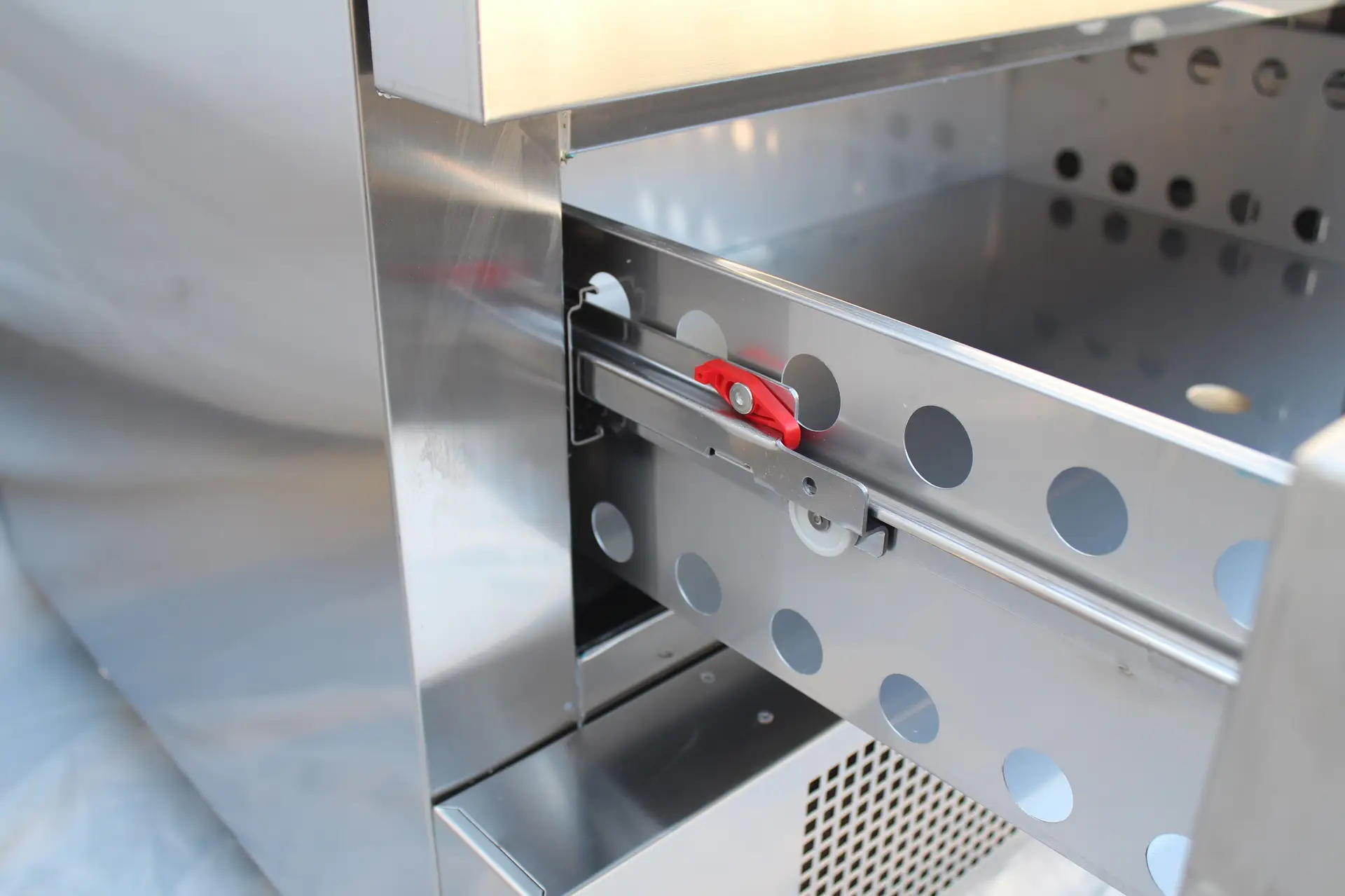 REFRIGERATED/FREEZER COUNTER SWITCHABLE 1 DRAWER 3X 1/1 GN - Image 3