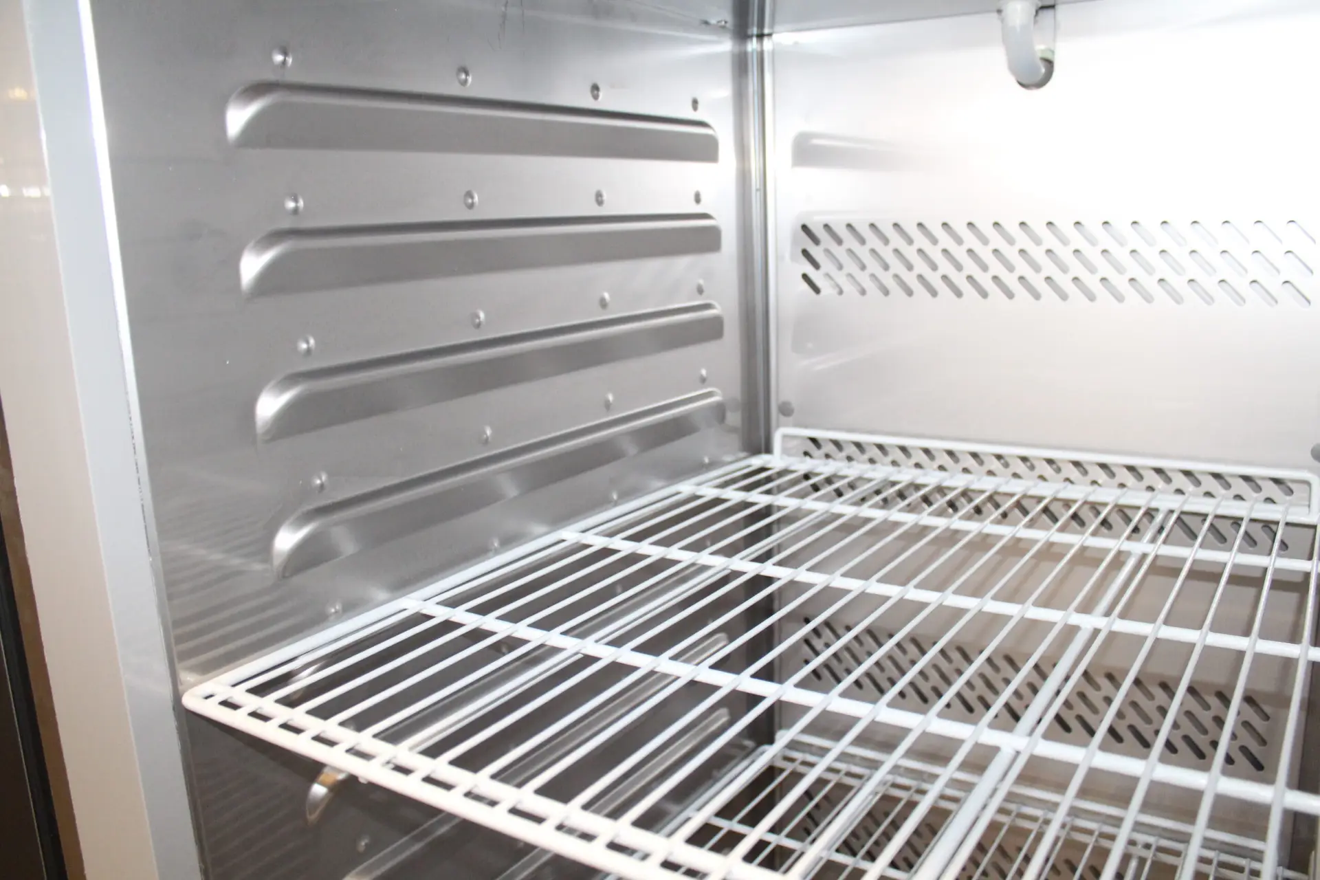 FREEZER SS 1 DOOR 560L ENERGY LINE - Image 2