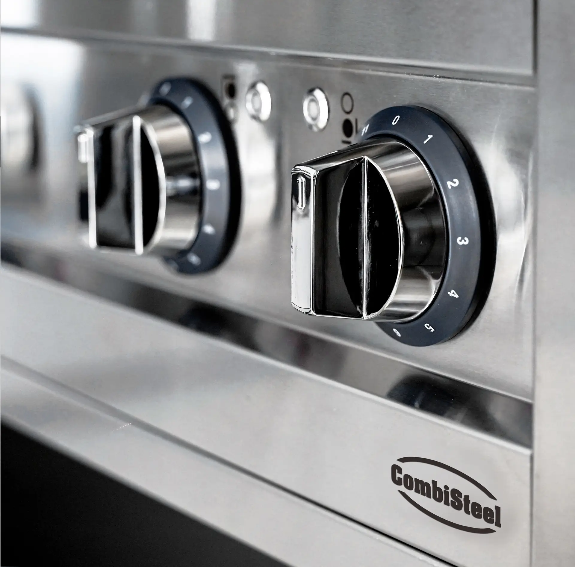 ENTRY 700 INDUCTION STOVE 4 HOBS - Image 4