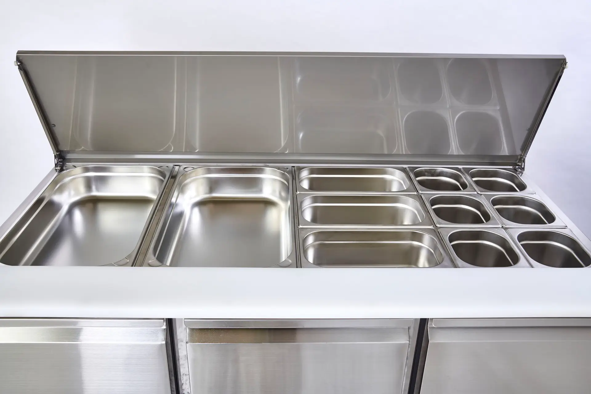 Sterling Pro Cobus SPU300SL 3 Door Saladette Hinged Lid & Chop Board, 368 Litres - Image 3