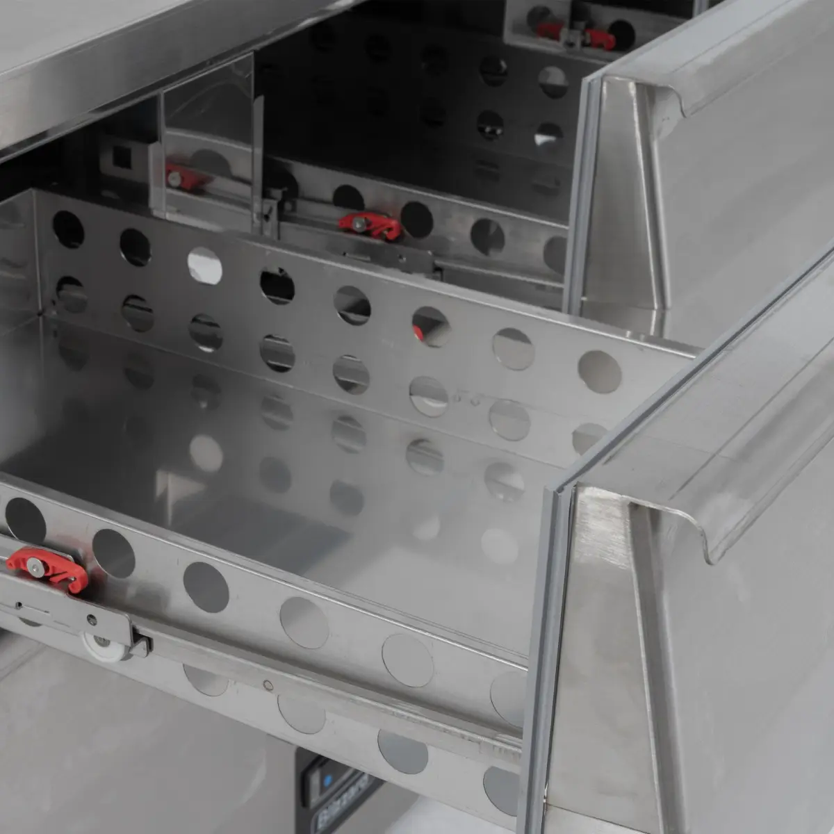BLIZZARD Six Drawer Low Height Snack Counter - Image 4