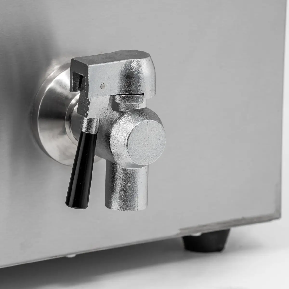 BLIZZARD 8L Single Tank Induction Fryer - Image 6