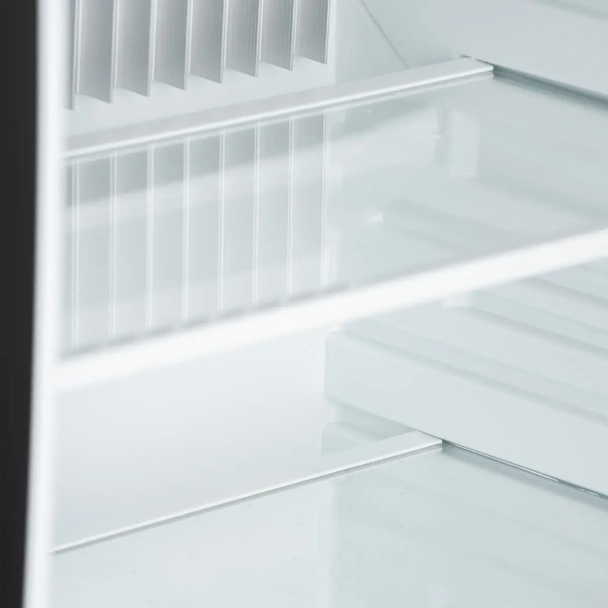 BLIZZARD Single Glass Door Mini Bar - Image 5