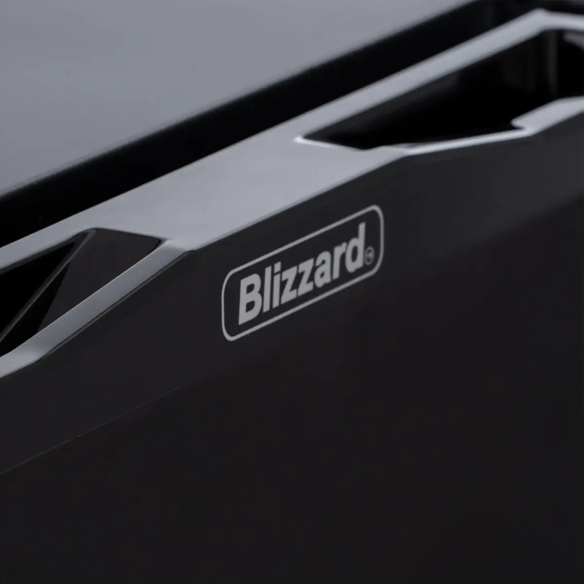 BLIZZARD Single Solid Door Mini Bar - Image 6