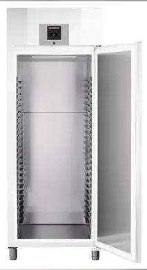 Liebherr BKPv8420 ProfiLine Single Door Bakery Standard Upright Refrigerator, 856 Litres - Image 2
