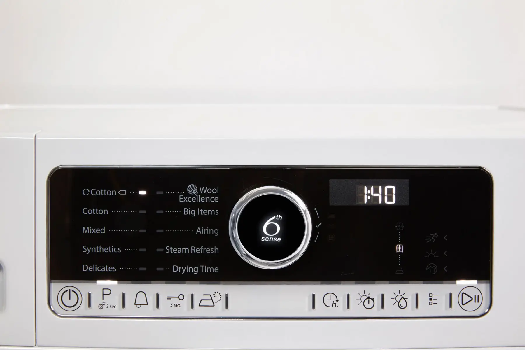 Whirlpool Omnia AWZ10HP 6th Sense 10kg A++ Heat Pump Condenser Dryer - Image 4