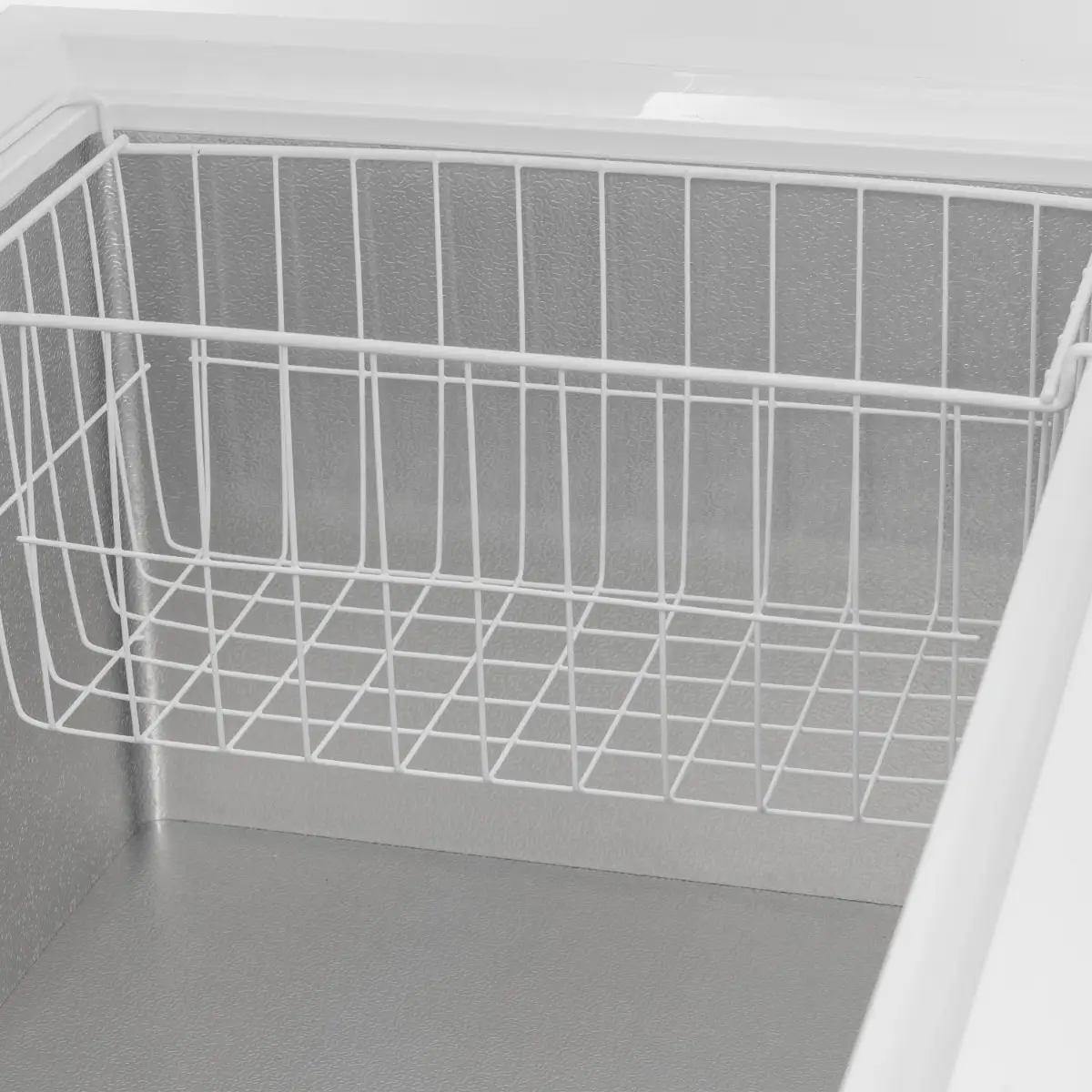 BLIZZARD 450L Chest Freezer - Image 6