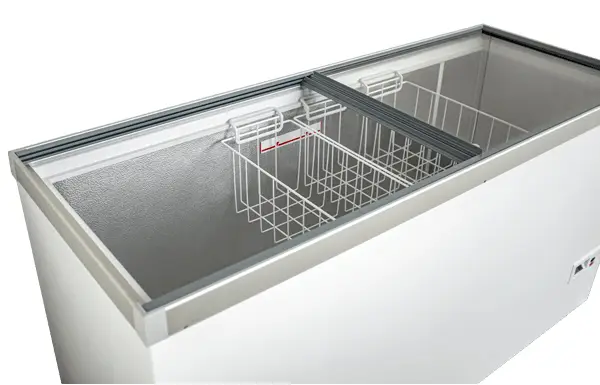 Vestfrost DFG505 Display Chest Freezer, 492 Litres - Image 2