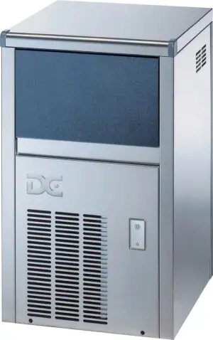 DC DC25-6A Self Contained Classic Ice Machine, 25kg/24hrs Output / 6kg Storage