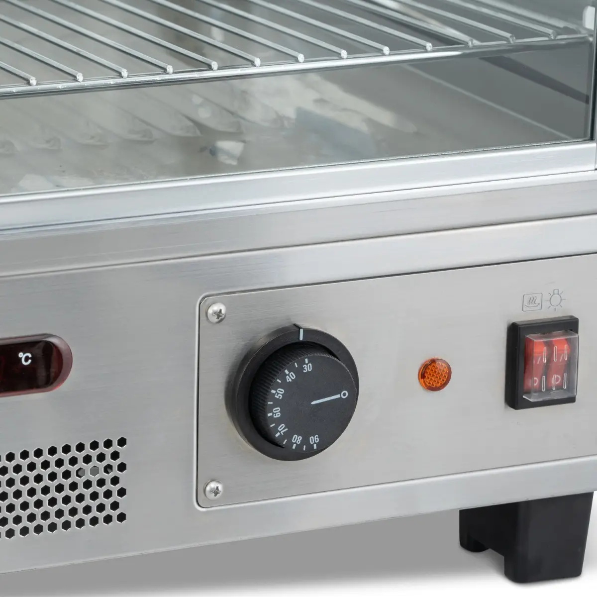 BLIZZARD 68CM Heated Counter Top Merchandiser - Image 4