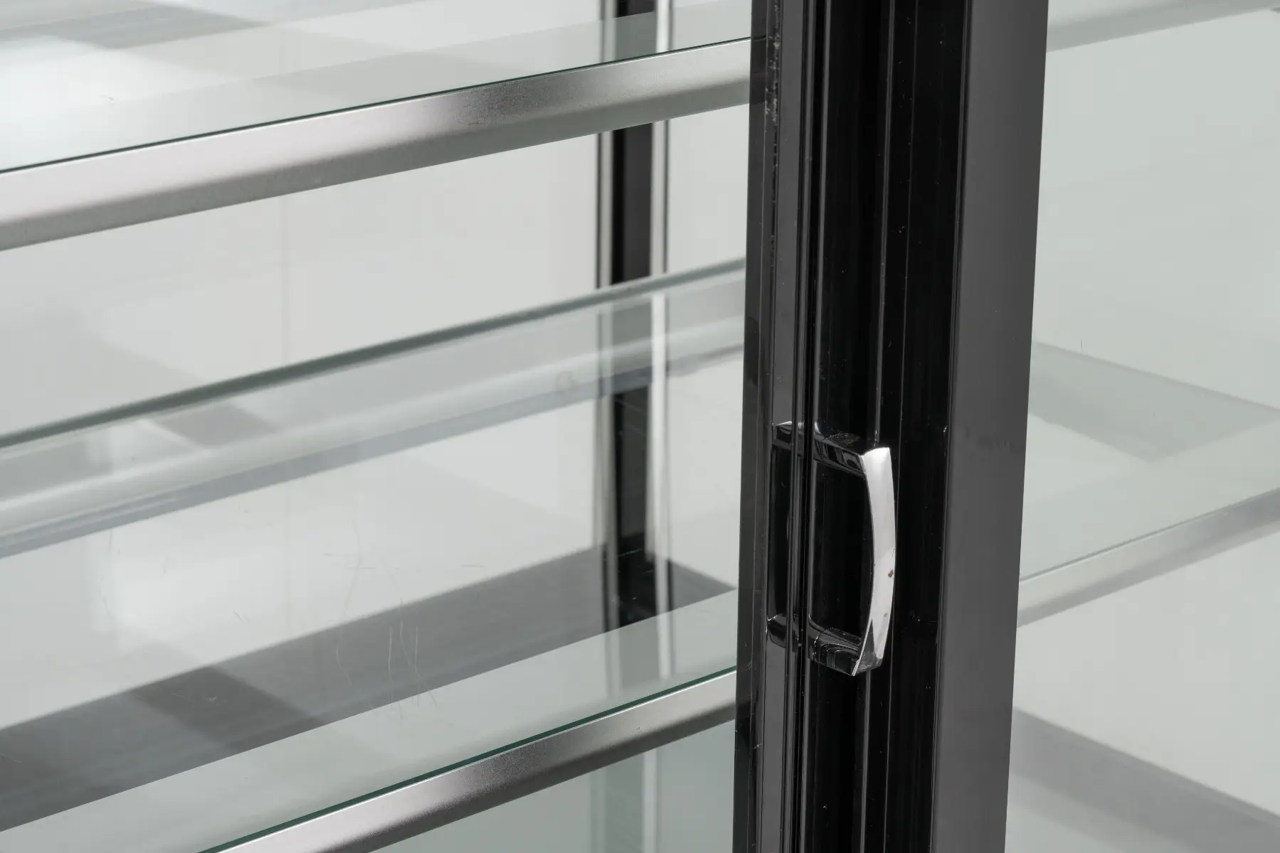 BLIZZARD 92cm Double Tier Refrigerated Flat Glass Display Unit - Image 4