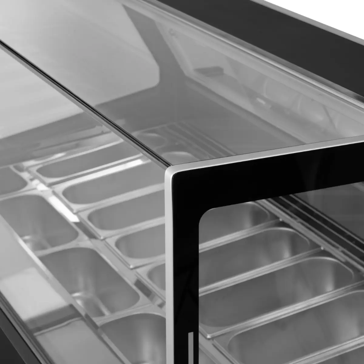 BLIZZARD 15 Pan Ice Cream Display - Image 6