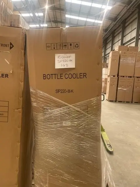 Sterling Pro GRADED Green SP220-BK Double Door Black Upright Bottle Cooler, 458 Litres