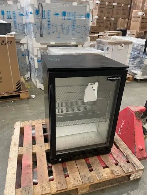 Sterling Pro Single Door Bottle Cooler Black - BGRADE - Image 3